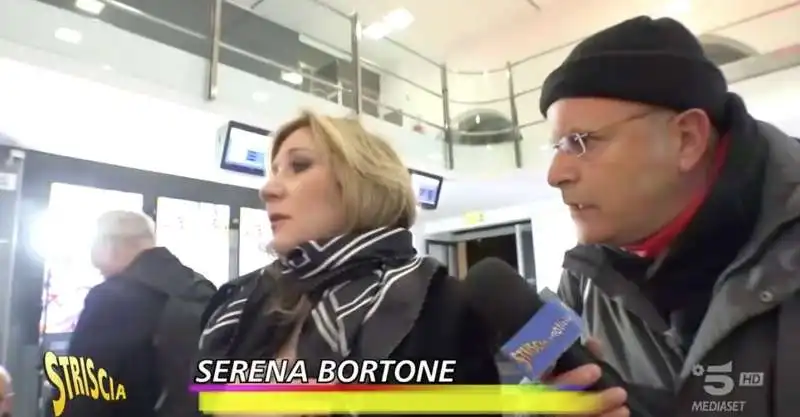 enrico lucci con serena bortone   prima del film di walter veltroni