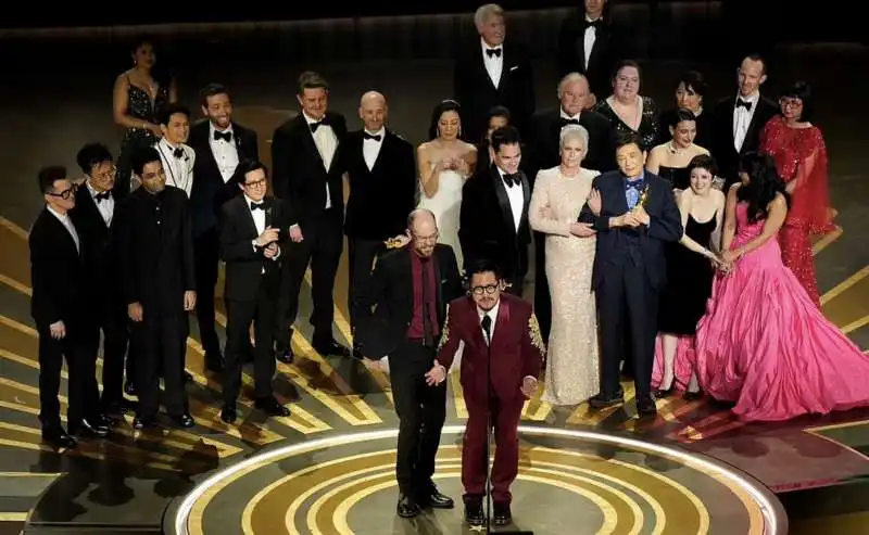 everything everywhere all at once miglior film   oscar 2023