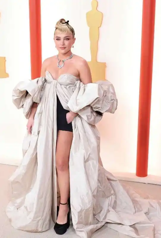 florence pugh in valentino agli oscar 2023