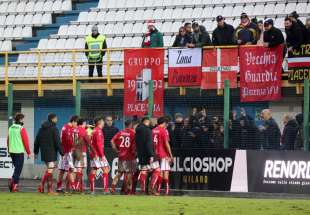 giocatori piacenza sotto la curva