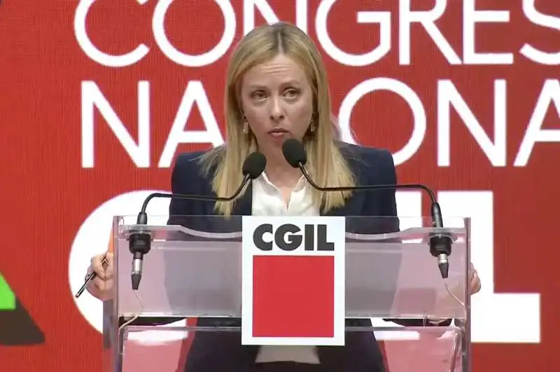 giorgia meloni al congresso della cgil   4