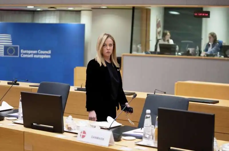 giorgia meloni al consiglio europeo di bruxelles  