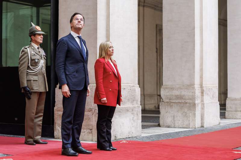 giorgia meloni riceve mark rutte a palazzo chigi