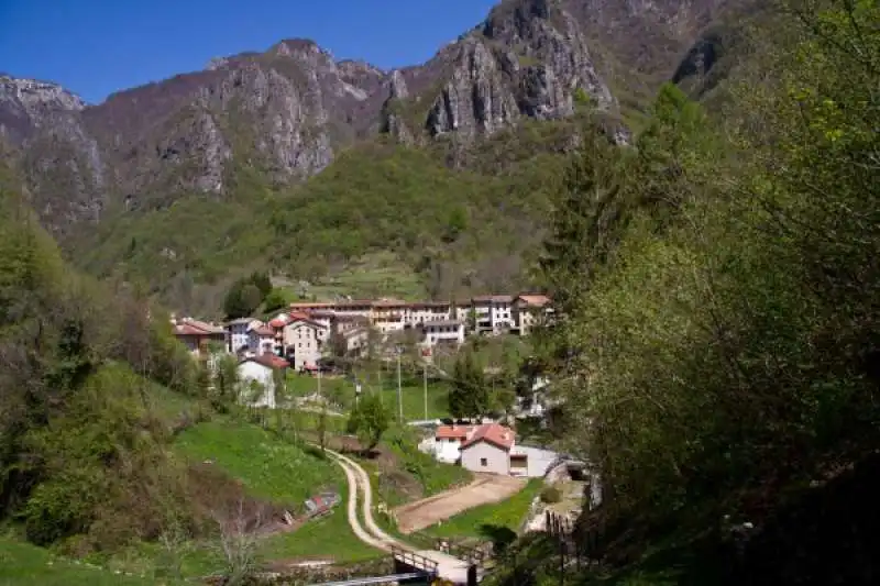 il comune di laghi 1