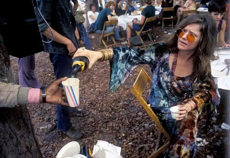 janis joplin woodstock backstage 1969