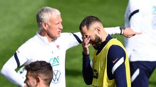 KARIM BENZEMA DIDIER DESCHAMPS