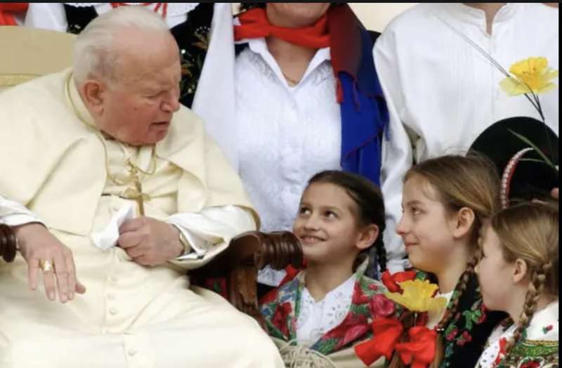 karol wojtyla con i bambini 4