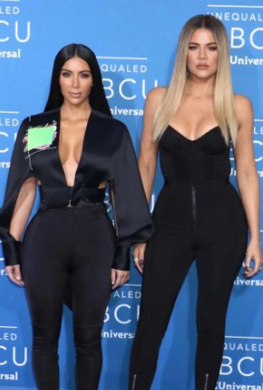 khloe e kim kardashian 1