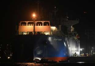 l arrivo della nave rigassificatrice golar tundra al porto di piombino 6