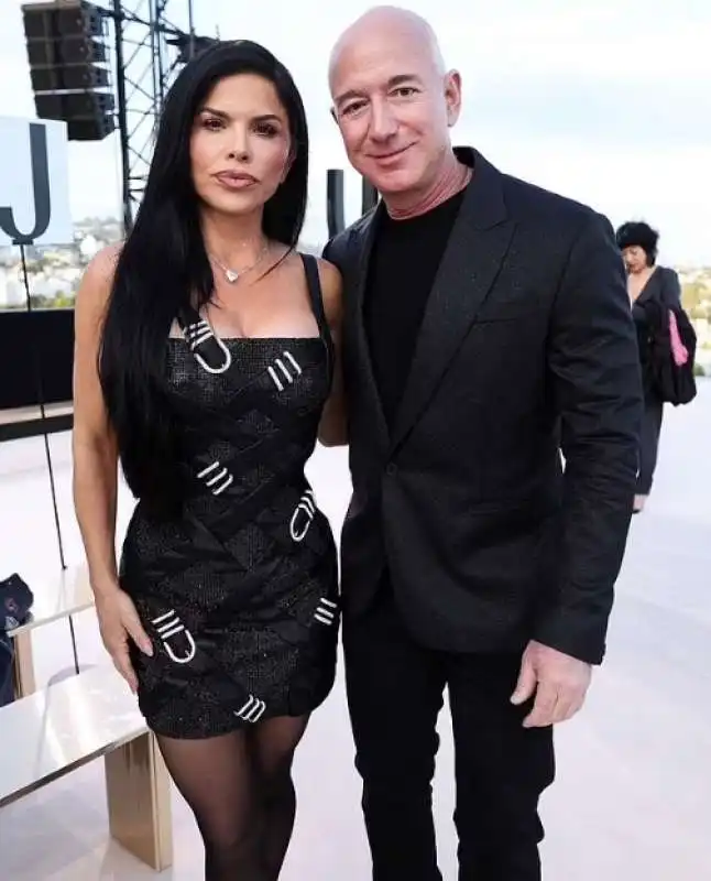 lauren sanchez jeff bezos 2