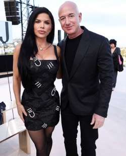 lauren sanchez jeff bezos 2