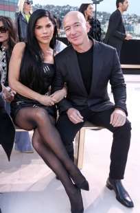 lauren sanchez jeff bezos 3