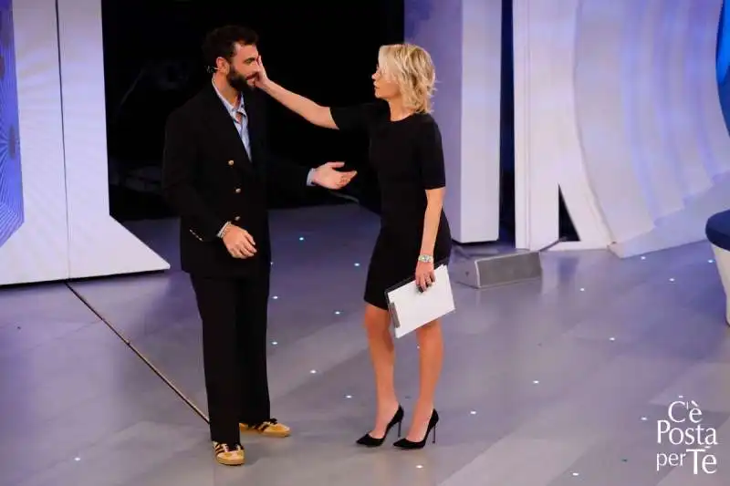 maria de filippi marco mengoni ce posta per te 