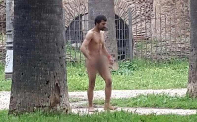 marocchino nudo 3