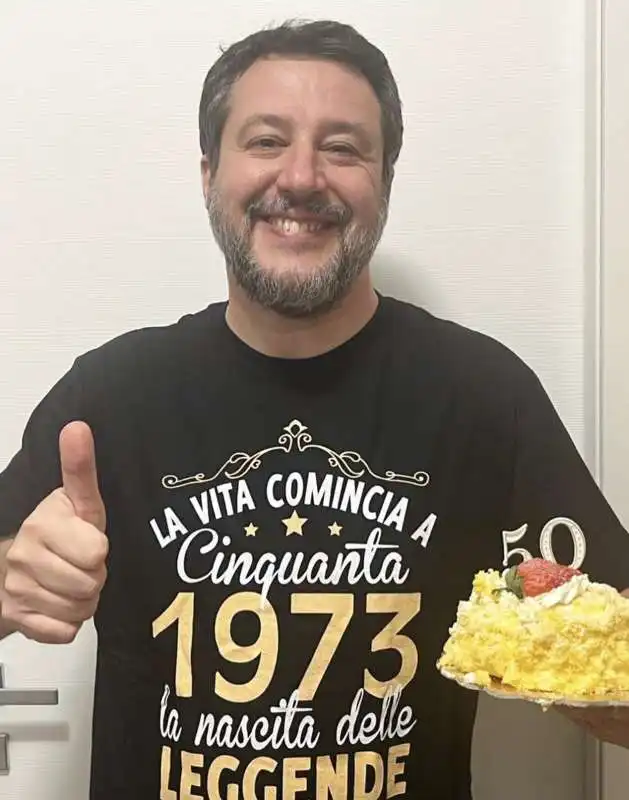 MATTEO SALVINI COMPIE 50 ANNI