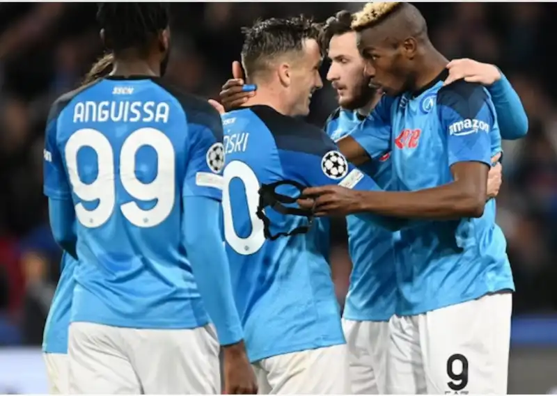 napoli eintracht