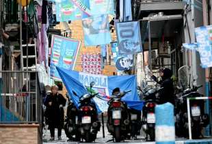 preparativi festa scudetto napoli