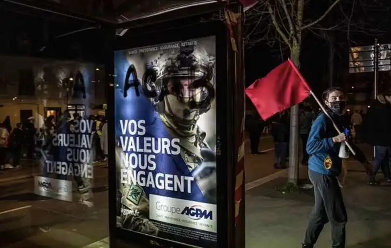 proteste contro la riforma delle pensioni di macron   11