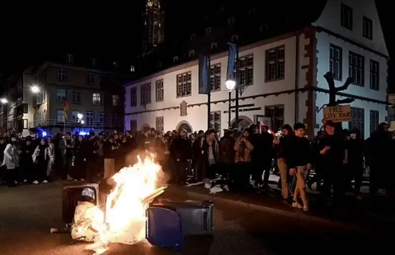 proteste contro la riforma delle pensioni di macron   14