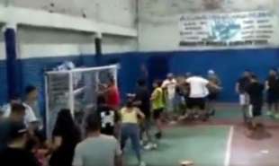 rissa tra genitori alla partita di calcio in argentina 9