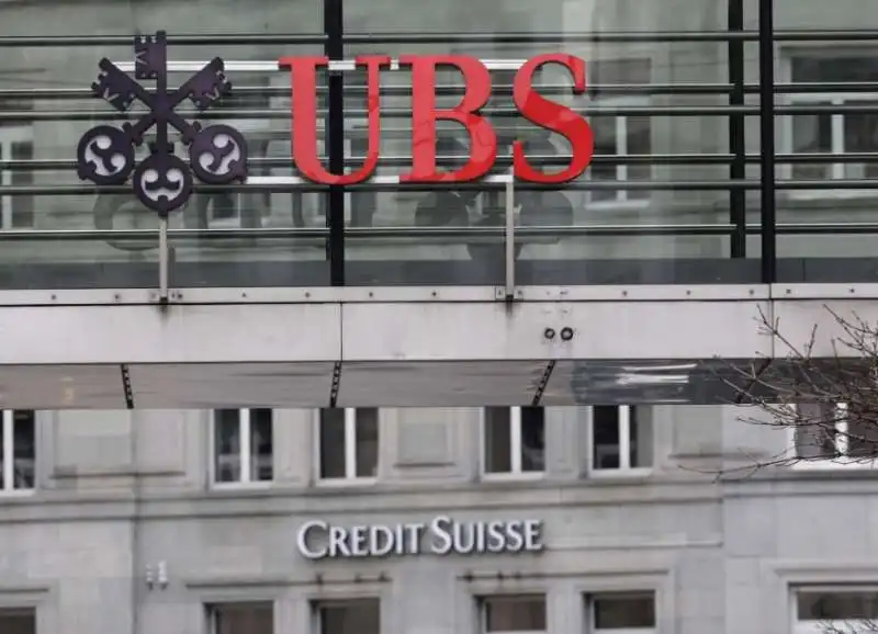 UBS CREDIT SUISSE