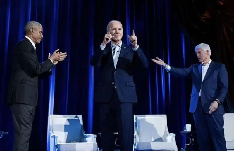 barack obama   joe biden   bill clinton   radio city hall new york 