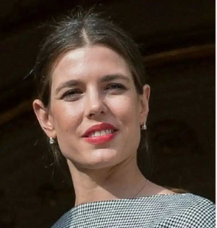 charlotte casiraghi 6