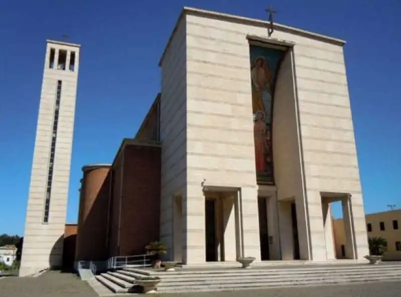 CHIESA DI  SANTA MARIA ANNUNZIATA A SABAUDIA 