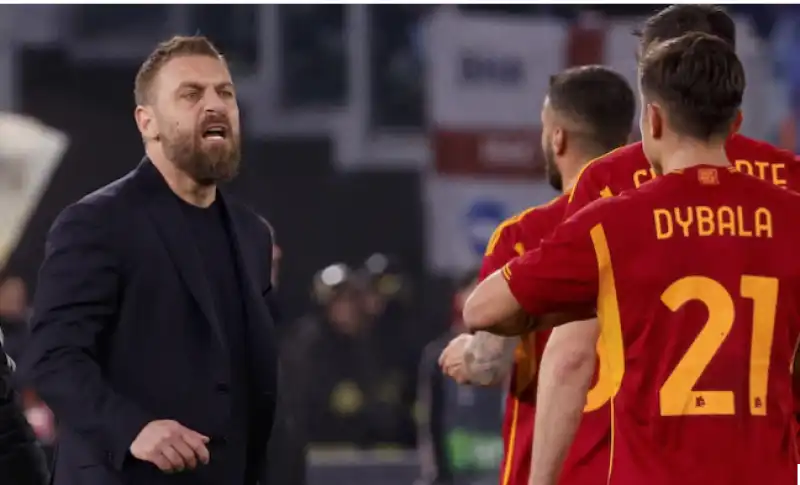 DE ROSSI ROMA BRIGHTON