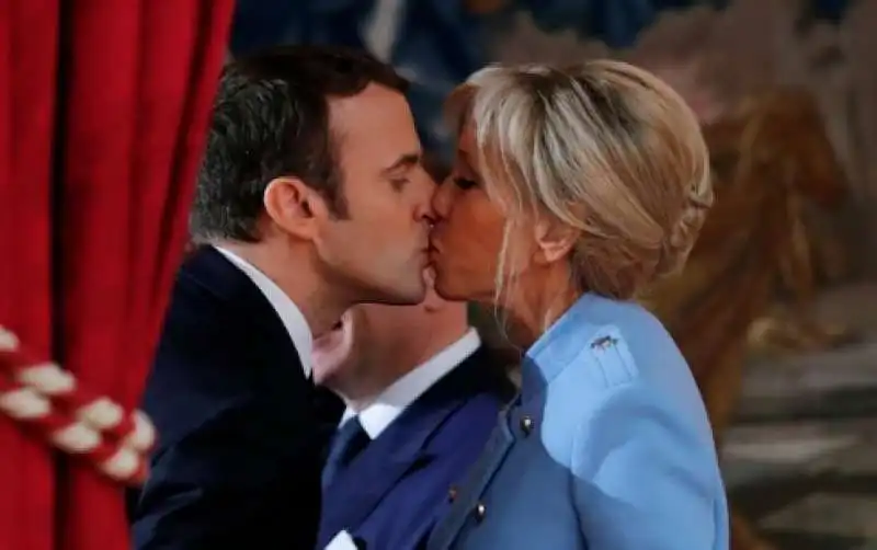 emmanuel e brigitte macron