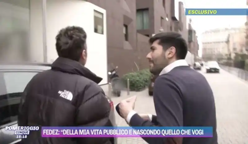 fedez a pomeriggio 5 10