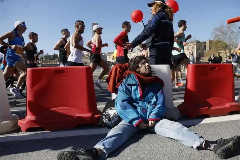 gretini alla maratona di roma   14