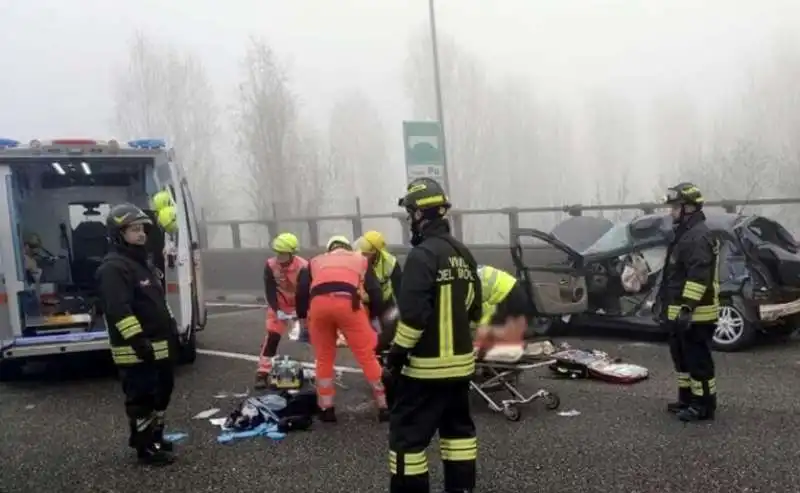 incidente autostrada a1 piacenza 5