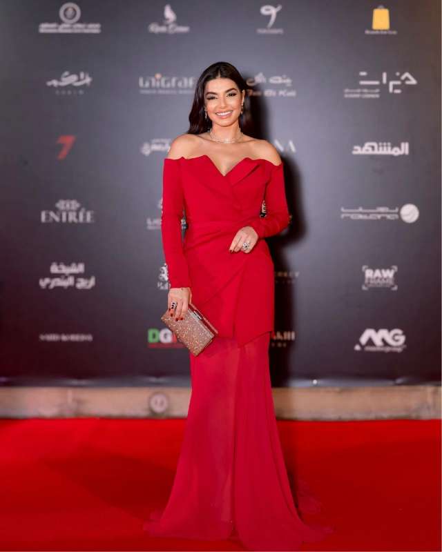 layal alekhtiar 6