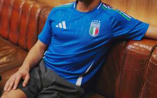 le maglie dell'italia per euro 2024 6