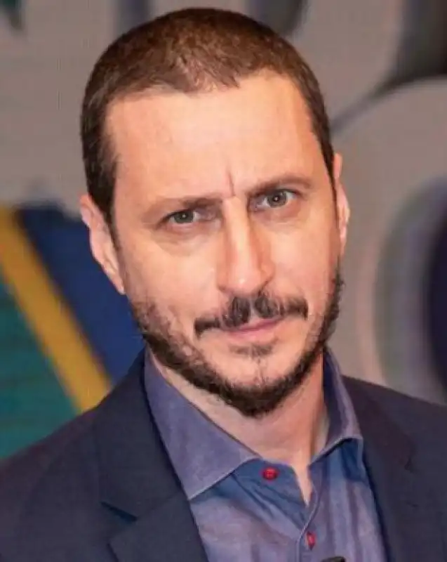 luca bizzarri