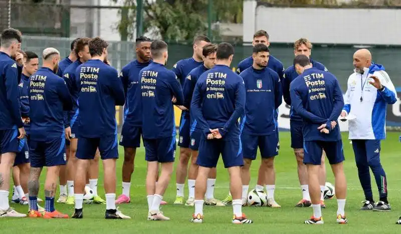 luciano spalletti con la nazionale italiana di calcio 1