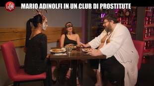 mario adinolfi viene portato a prostitute 4