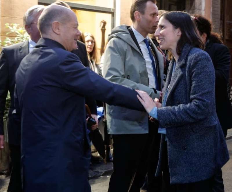 OLAF SCHOLZ E ELLY SCHLEIN