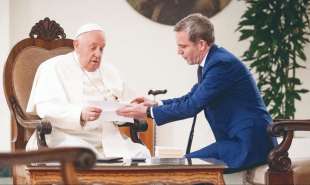 PAPA FRANCESCO CON JAVIER MARTINEZ BROCAL