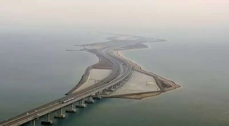 ponte di kerch   crimea 