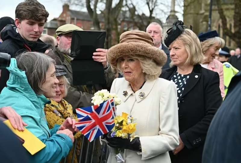 regina camilla alla worcester cathedral 3