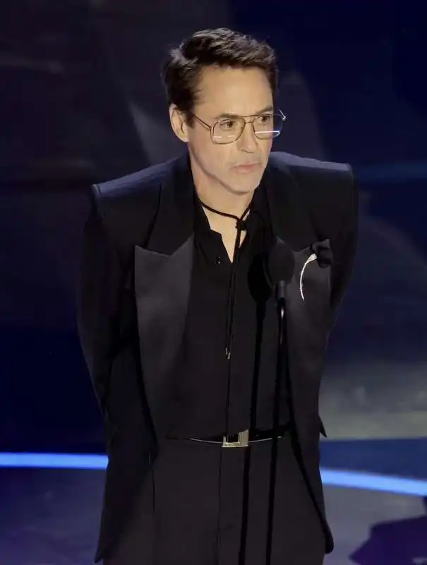 robert downey jr   oscar 2024 