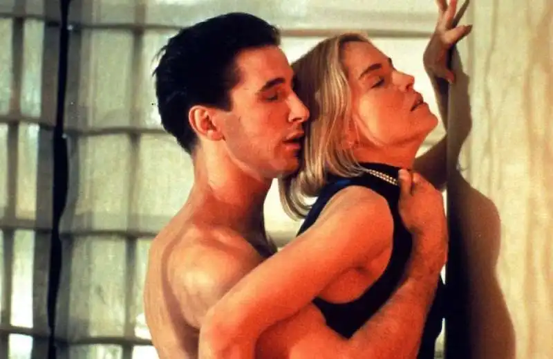 sharon stone e billy baldwin in silver 4