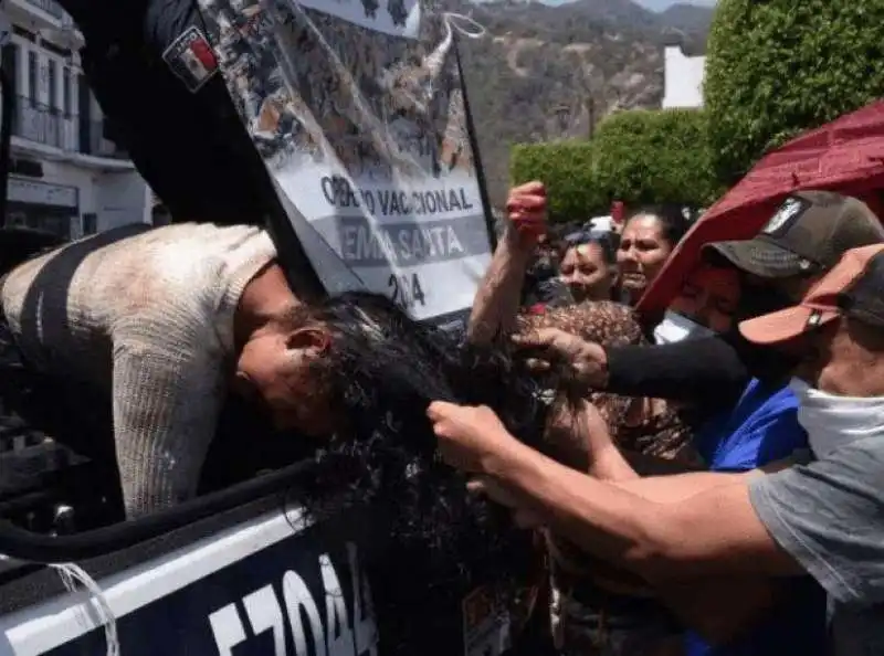 violenze a taxco in messico dopo la morte di camila gomez 