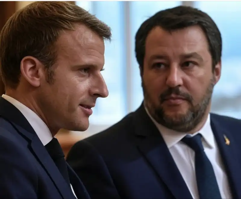 macron salvini immagine creata con l'IA