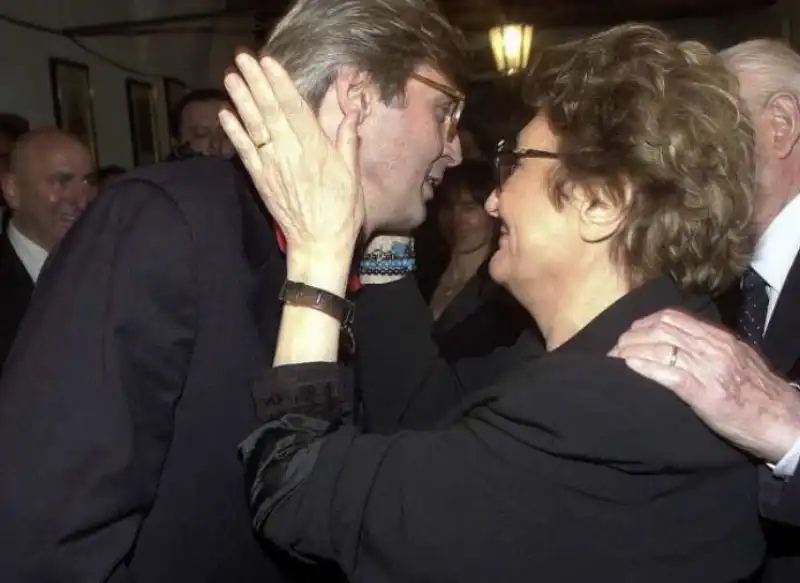 VITTORIO SGARBI CON LA MAMMA RINA