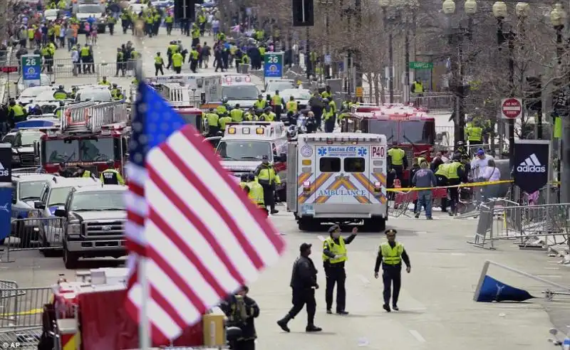 BOMBE MARATONA DI BOSTON 