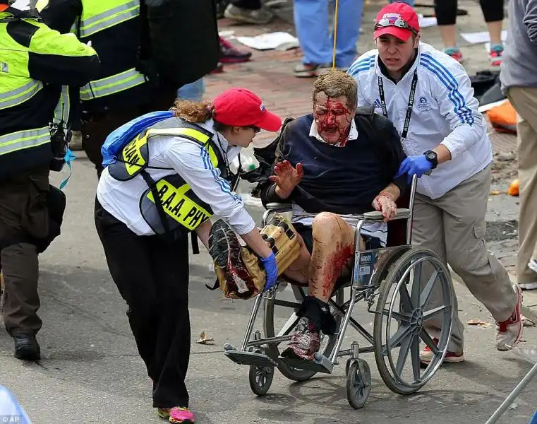 BOMBE MARATONA DI BOSTON 