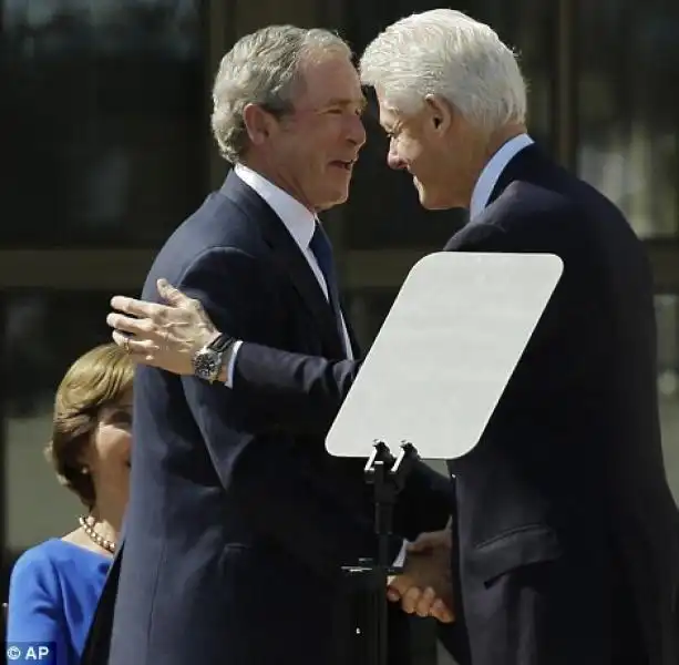 GEORGE W BUSH E BILL CLINTON ALL'INAUGURAZIONE DELLA GEORGE W BUSH LIBRARY